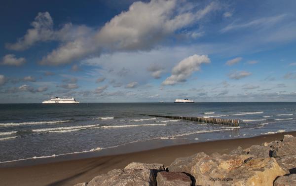 Au large les ferries...